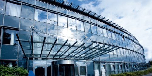 BAS1703_PR_Annual_Report_2016_Building_rgb_online
